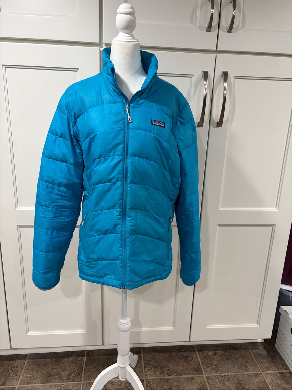 Patagonia Hi-Loft Women's Bright Turquoise Packable Puffer Jacket